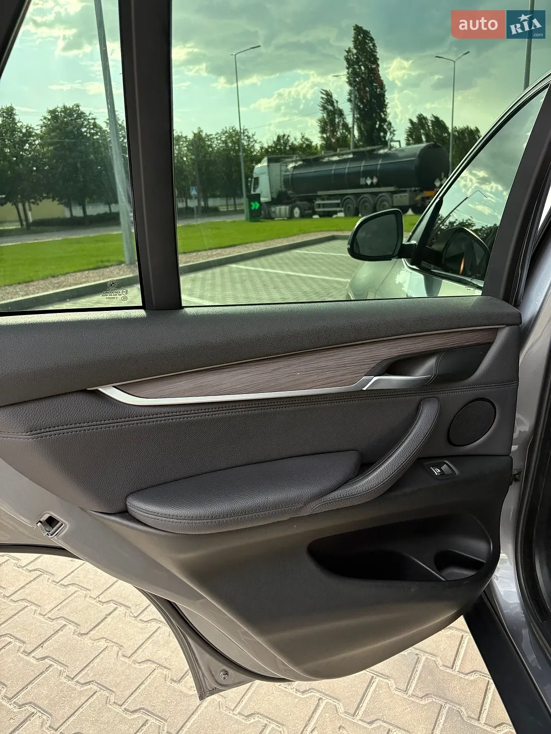 2016 BMW X5 - мініатюра 28