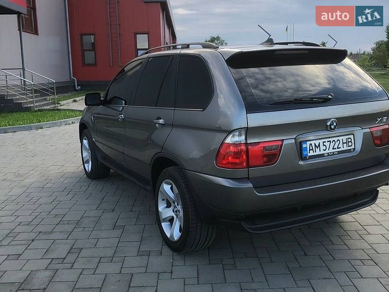 Внедорожник / Кроссовер BMW X5 2005 в Ровно