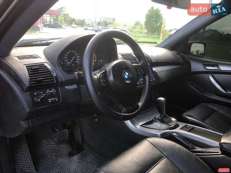Внедорожник / Кроссовер BMW X5 2005 в Ровно