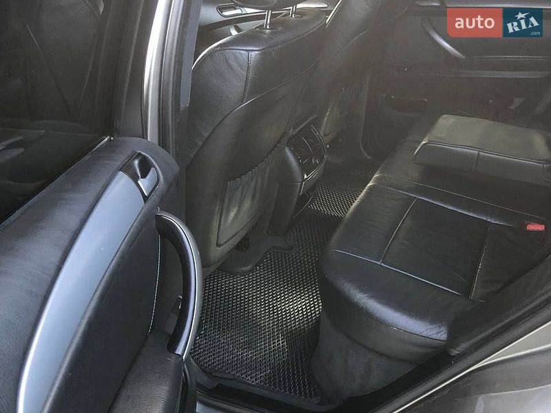 Внедорожник / Кроссовер BMW X5 2005 в Ровно