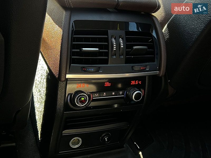 Внедорожник / Кроссовер BMW X5 2015 в Львове