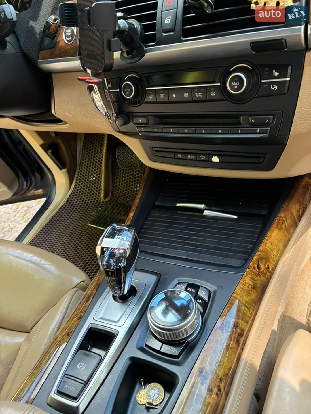 2010 BMW X5 - мініатюра 8
