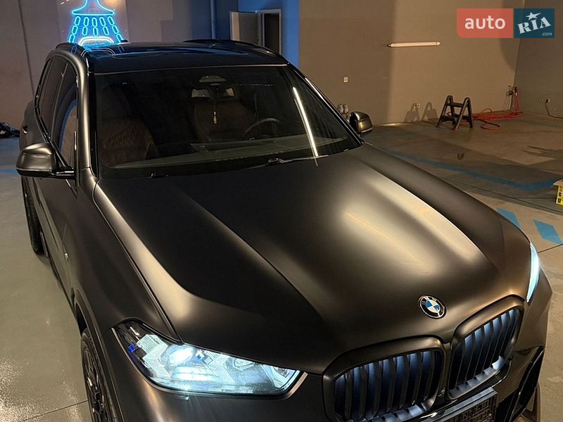 Внедорожник / Кроссовер BMW X5 2024 в Киеве