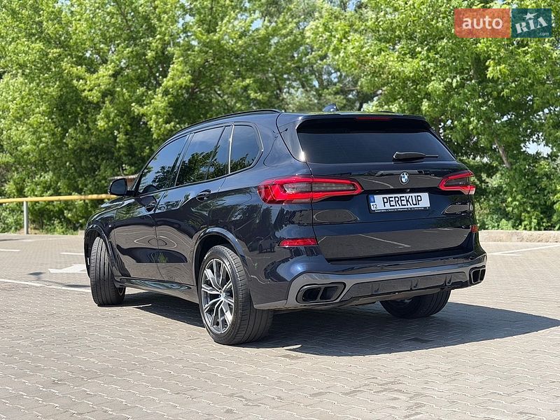 Внедорожник / Кроссовер BMW X5 2019 в Киеве
