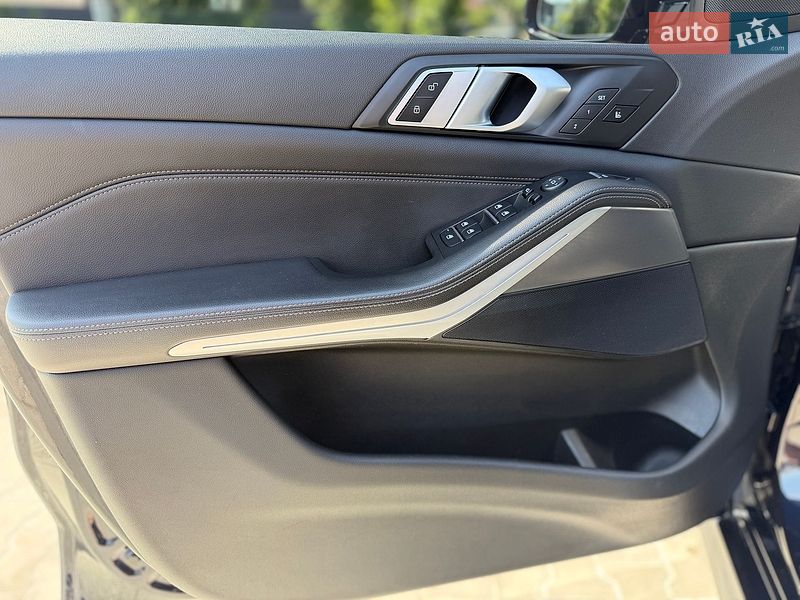 Внедорожник / Кроссовер BMW X5 2019 в Киеве