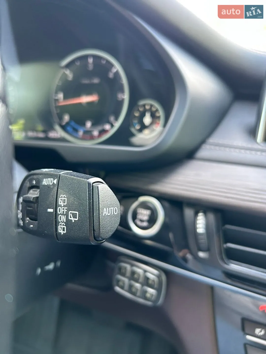 2016 BMW X5 - мініатюра 17