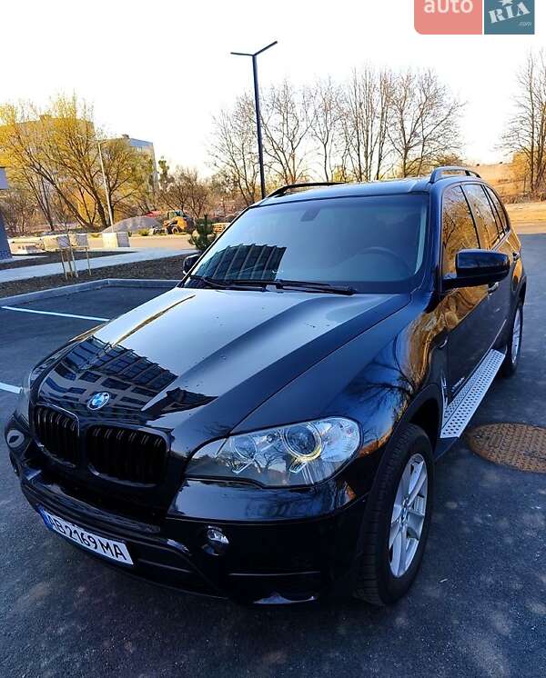 Внедорожник / Кроссовер BMW X5 2011 в Виннице