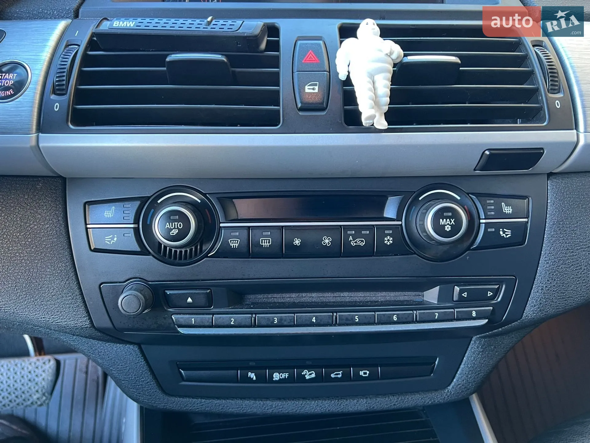 2011 BMW X5 - мініатюра 27
