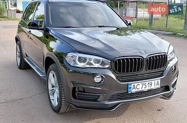 Внедорожник / Кроссовер BMW X5 2014 в Чернигове