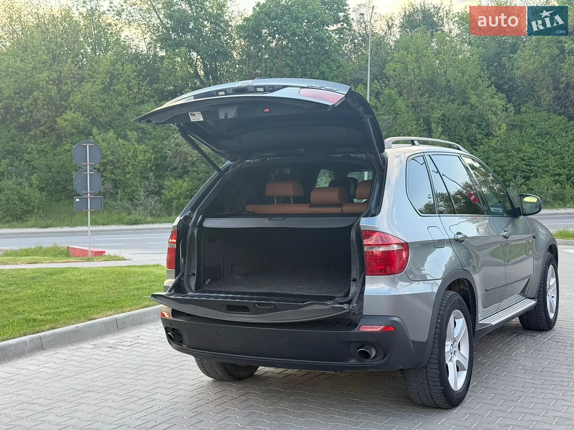 2010 BMW X5 - мініатюра 11