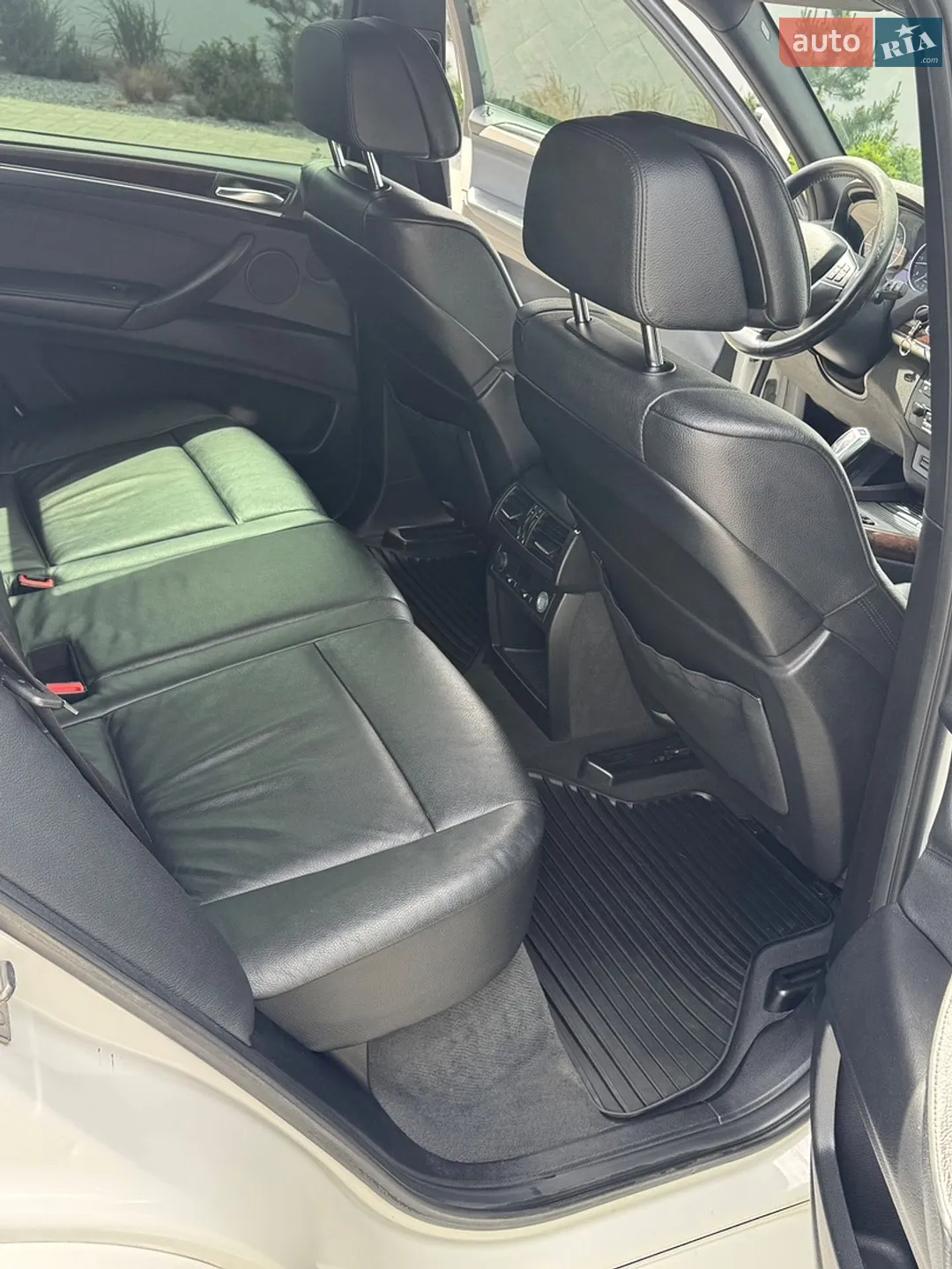 2010 BMW X5 - мініатюра 15