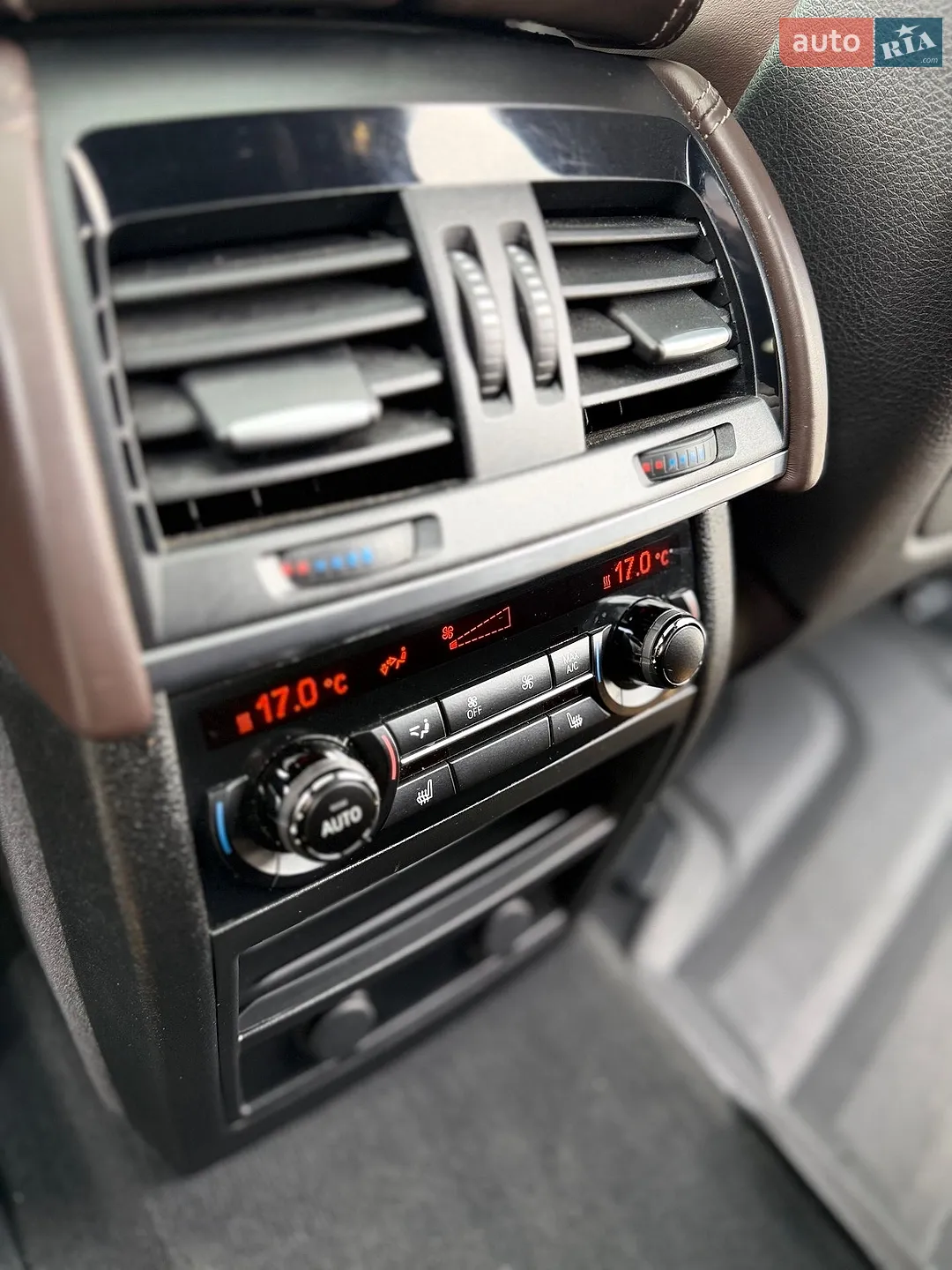 2016 BMW X5 - мініатюра 24