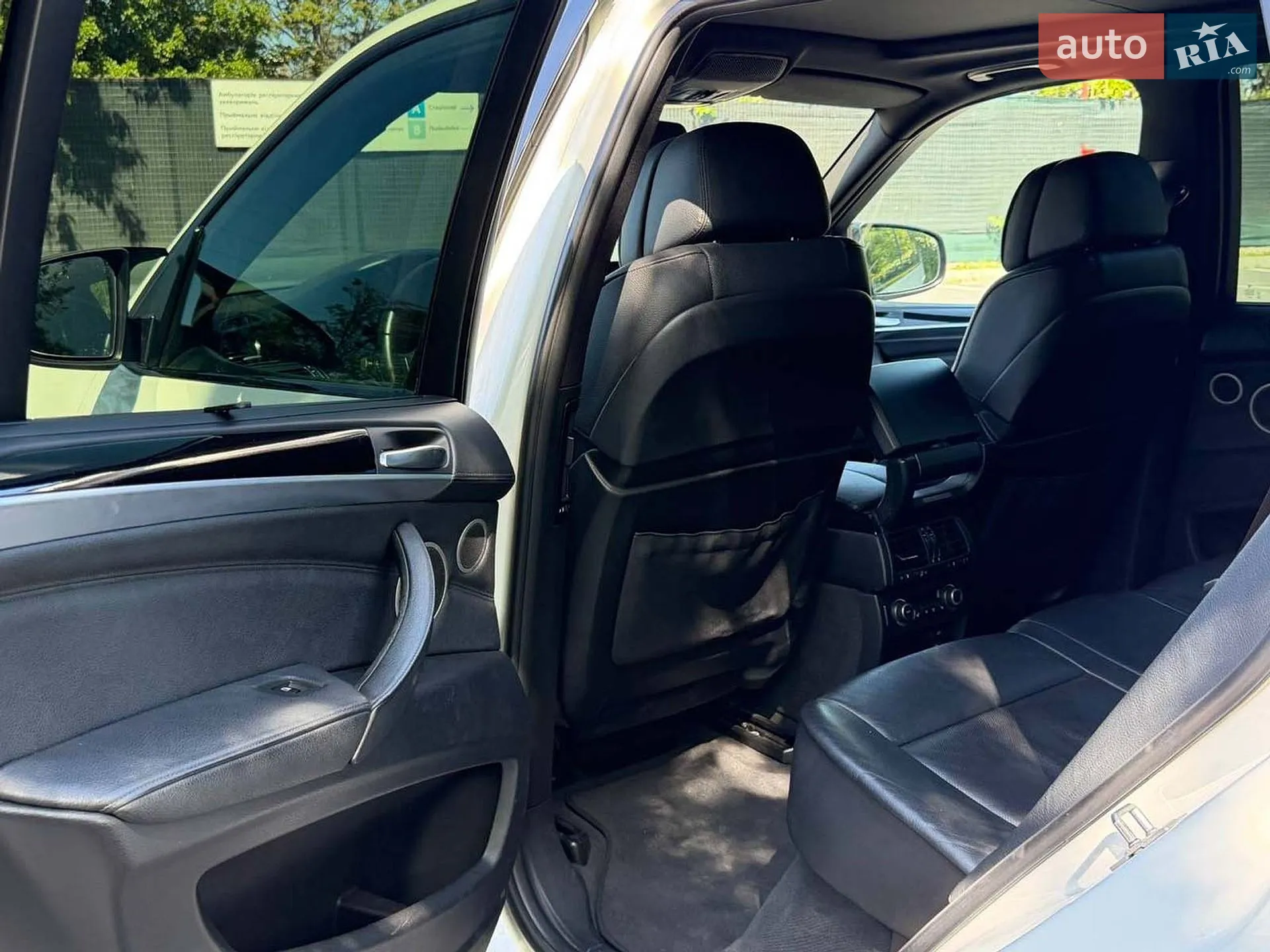 2010 BMW X5 - мініатюра 15