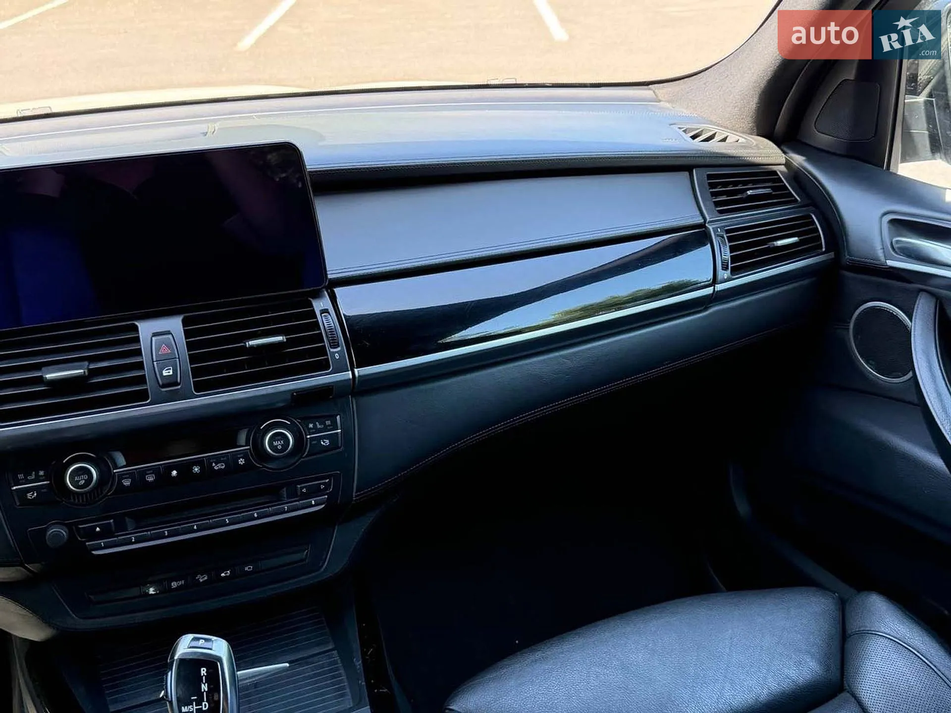 2010 BMW X5 - мініатюра 18