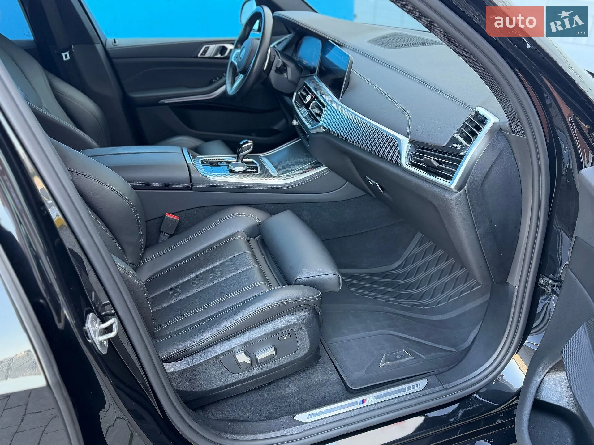 2022 BMW X5 - мініатюра 23