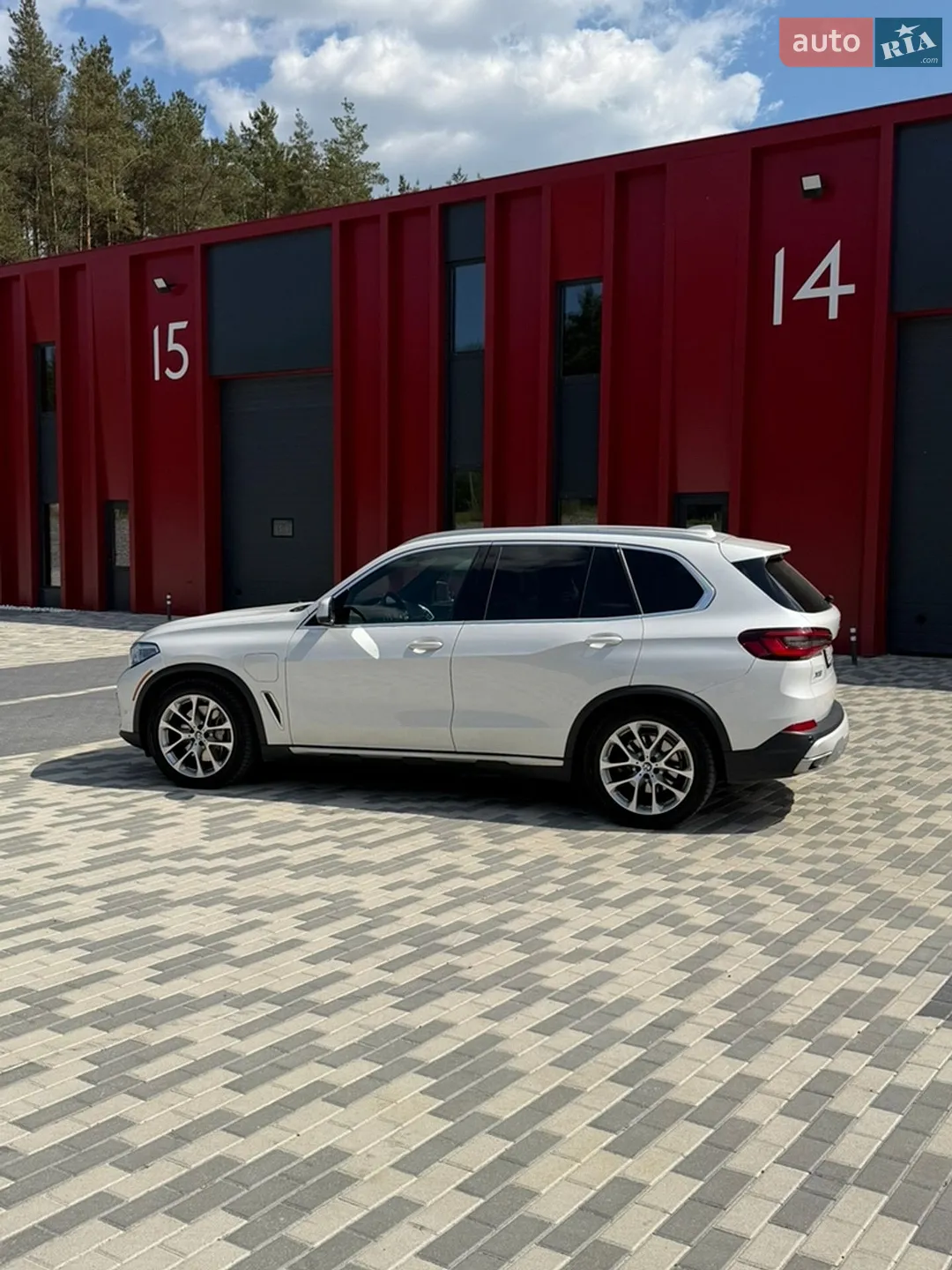 2021 BMW X5 - мініатюра 2