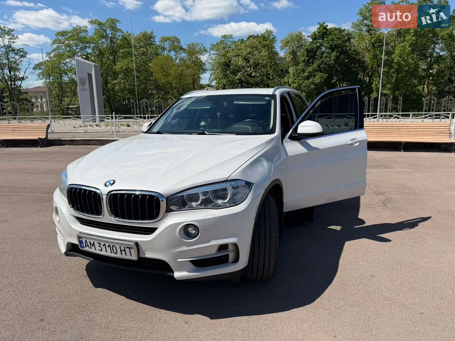2017 BMW X5 - мініатюра 2