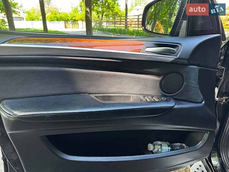 Позашляховик / Кросовер BMW X5 2013 в Києві фото 32 Позашляховик / Кросовер BMW X5 2013 в Києві