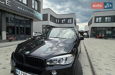 Внедорожник / Кроссовер BMW X5 2016 в Киеве