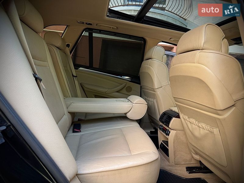 Внедорожник / Кроссовер BMW X5 2012 в Ивано-Франковске