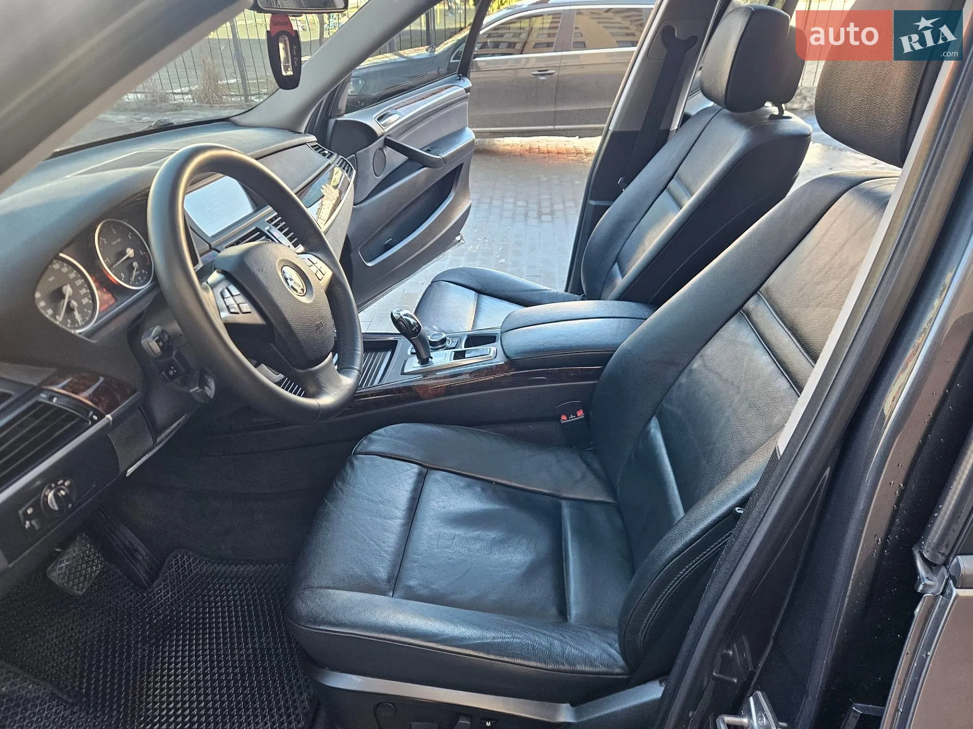 2011 BMW X5 - мініатюра 23