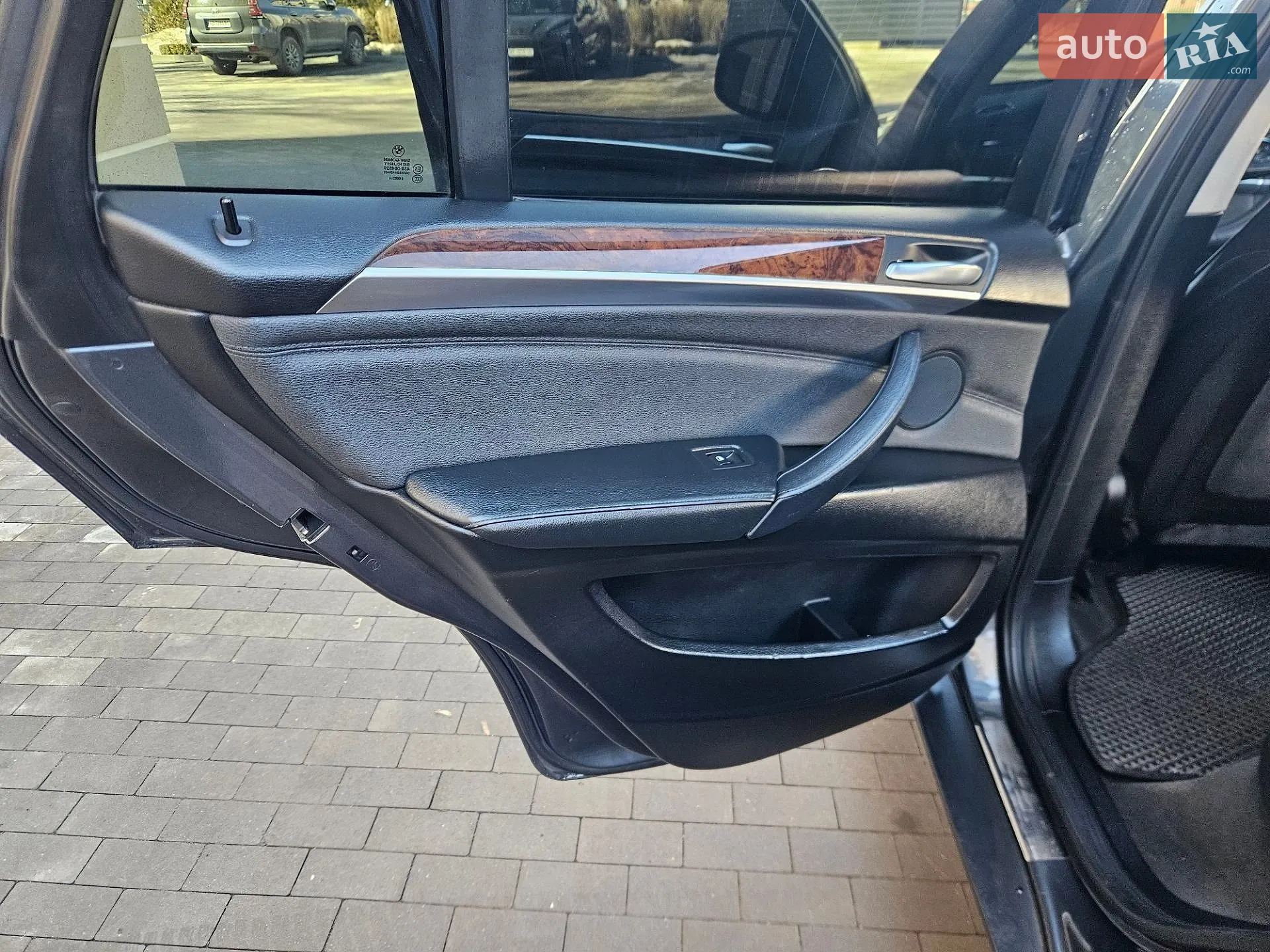 2011 BMW X5 - мініатюра 27