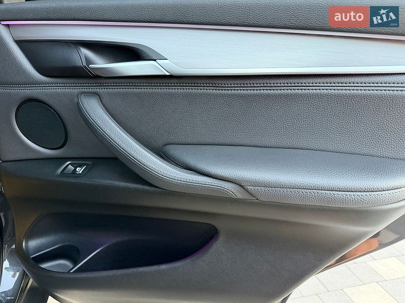 Внедорожник / Кроссовер BMW X5 2016 в Дрогобыче