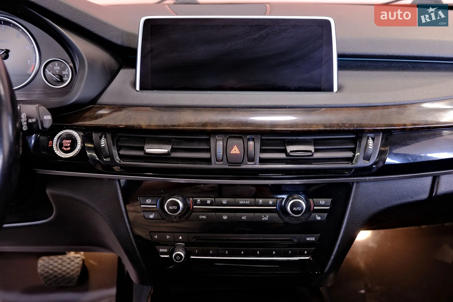 2015 BMW X5 - мініатюра 16