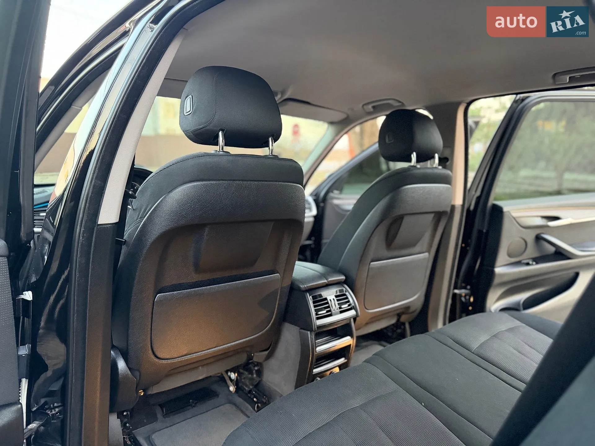 2017 BMW X5 - мініатюра 71