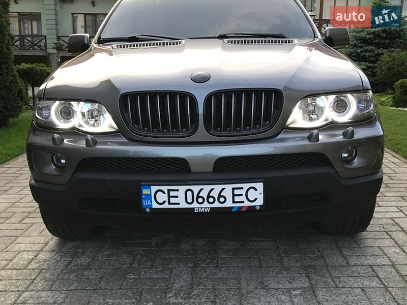 Внедорожник / Кроссовер BMW X5 2004 в Черновцах