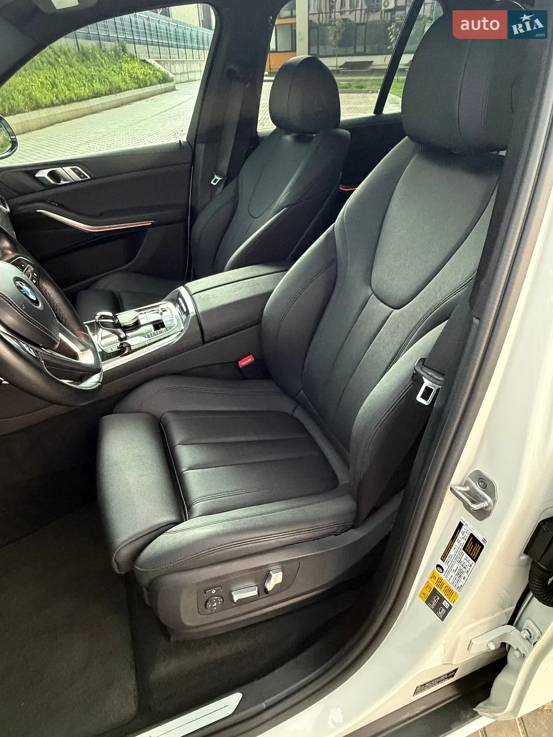 2020 BMW X5 - мініатюра 23