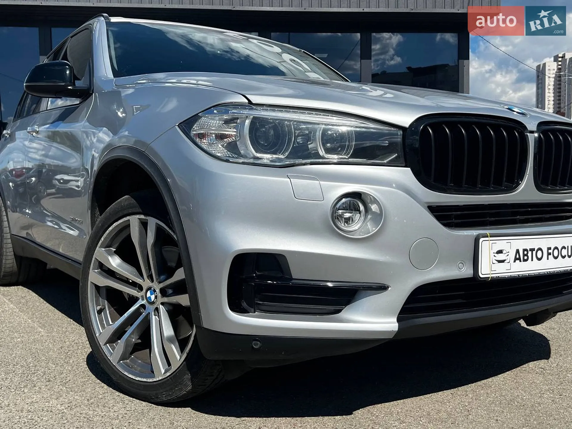 2015 BMW X5 - мініатюра 2