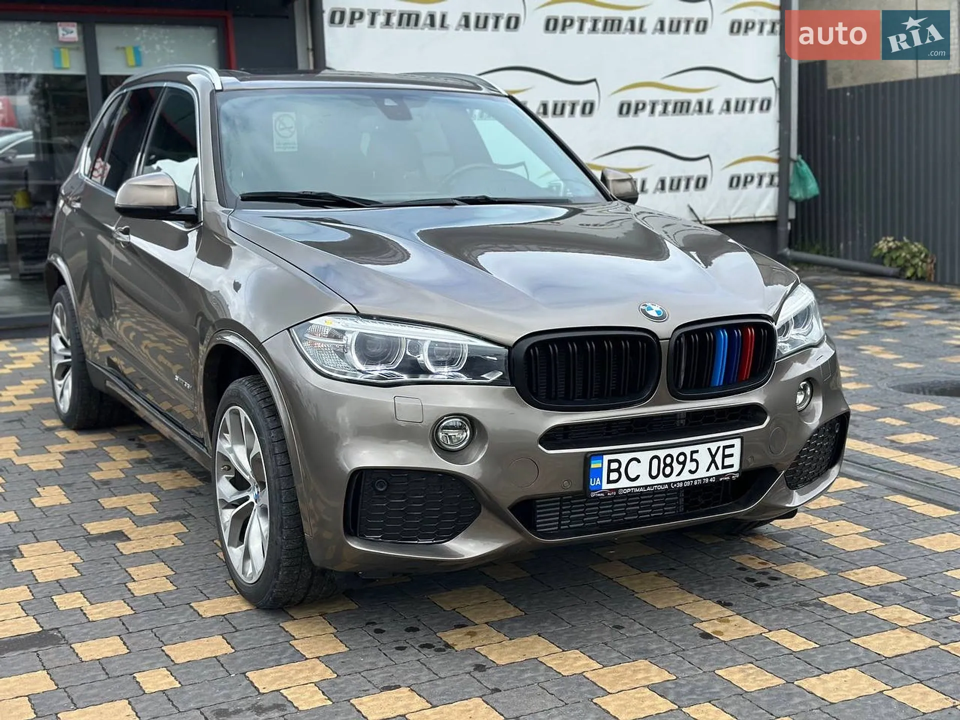 2017 BMW X5 - мініатюра 2