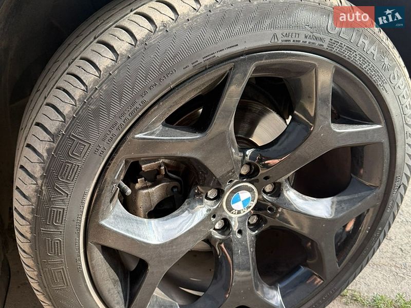 Внедорожник / Кроссовер BMW X5 2000 в Сумах