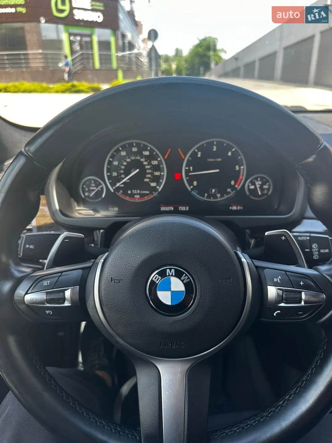 2014 BMW X5 - мініатюра 16