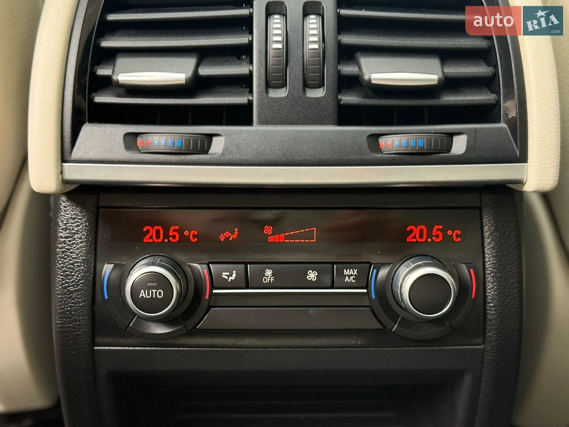2015 BMW X5 - мініатюра 12