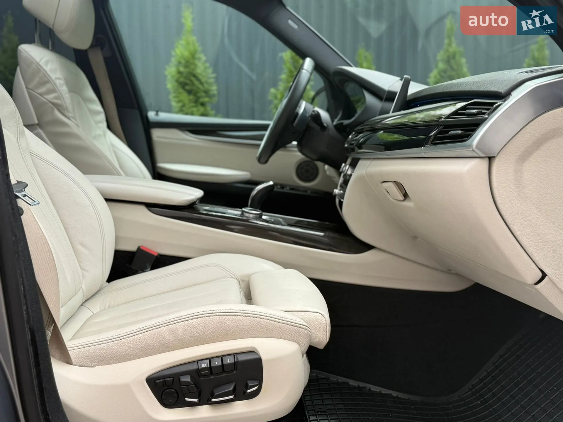 2015 BMW X5 - мініатюра 41