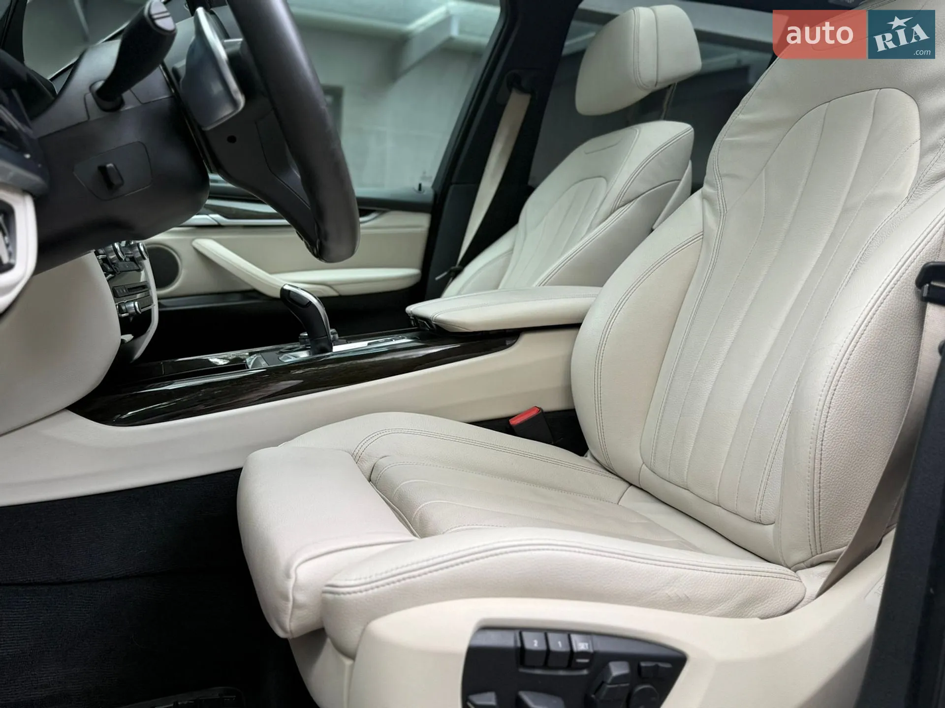 2015 BMW X5 - мініатюра 54