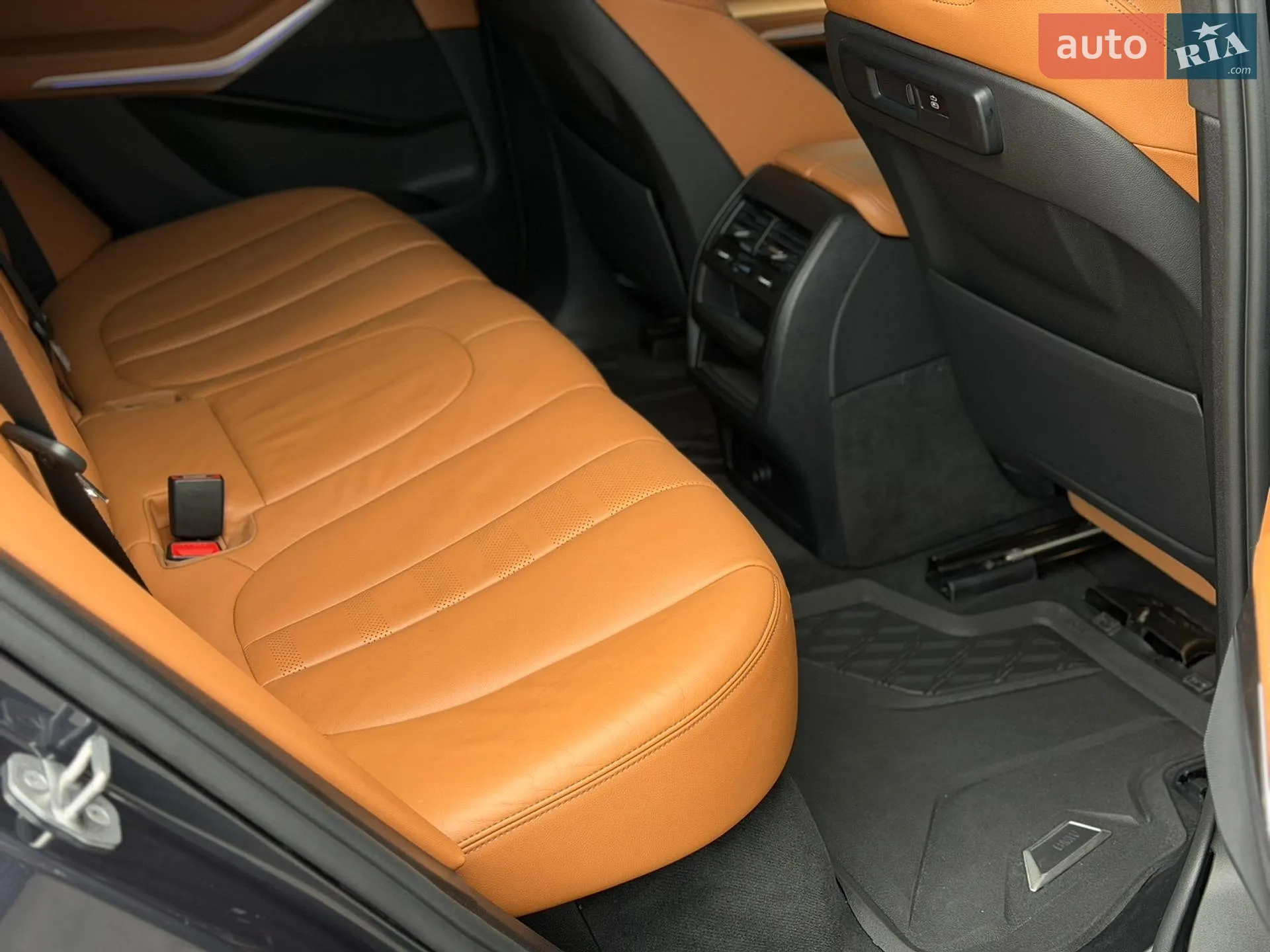 2022 BMW X5 - мініатюра 18