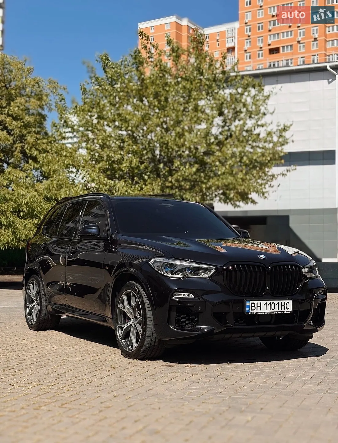 2020 BMW X5 - фото 1