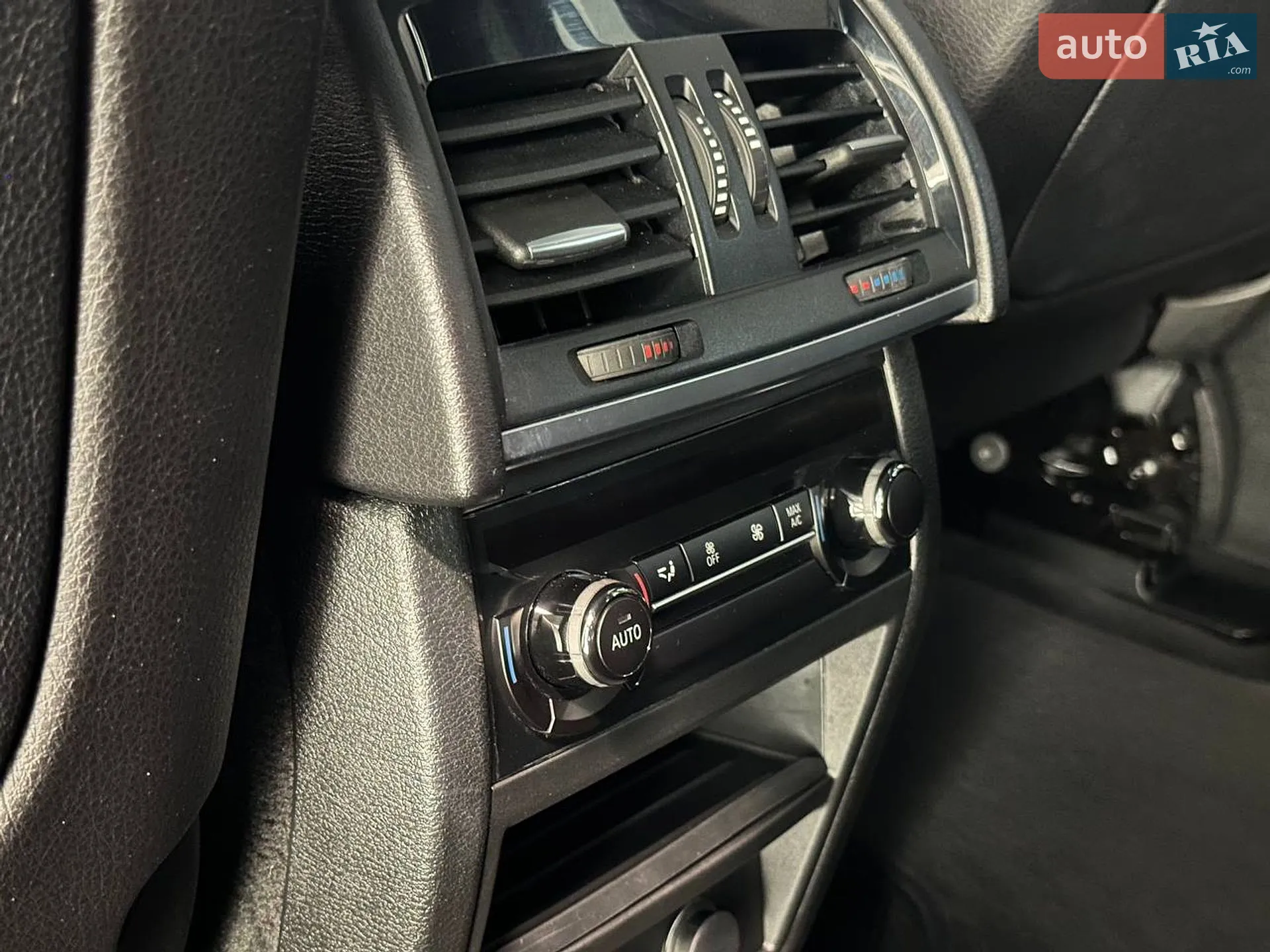 2014 BMW X5 - мініатюра 26