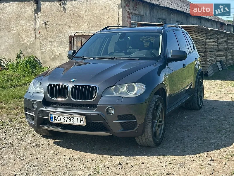 BMW X5 2011
