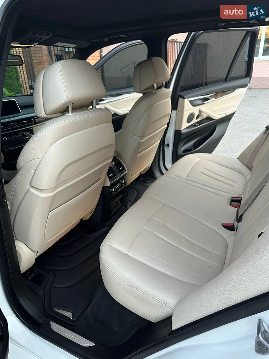 2016 BMW X5 - мініатюра 24