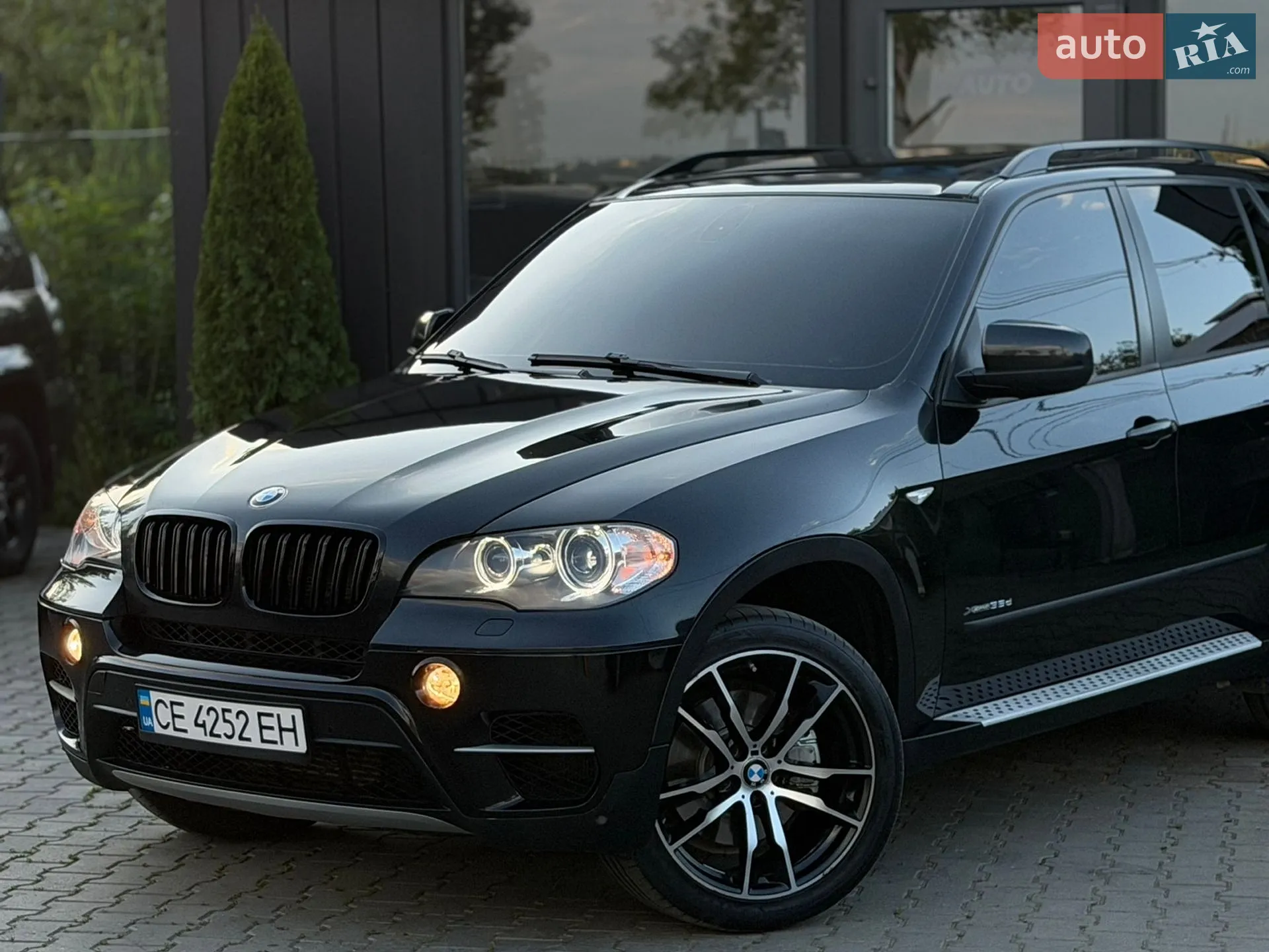 2011 BMW X5 - мініатюра 3