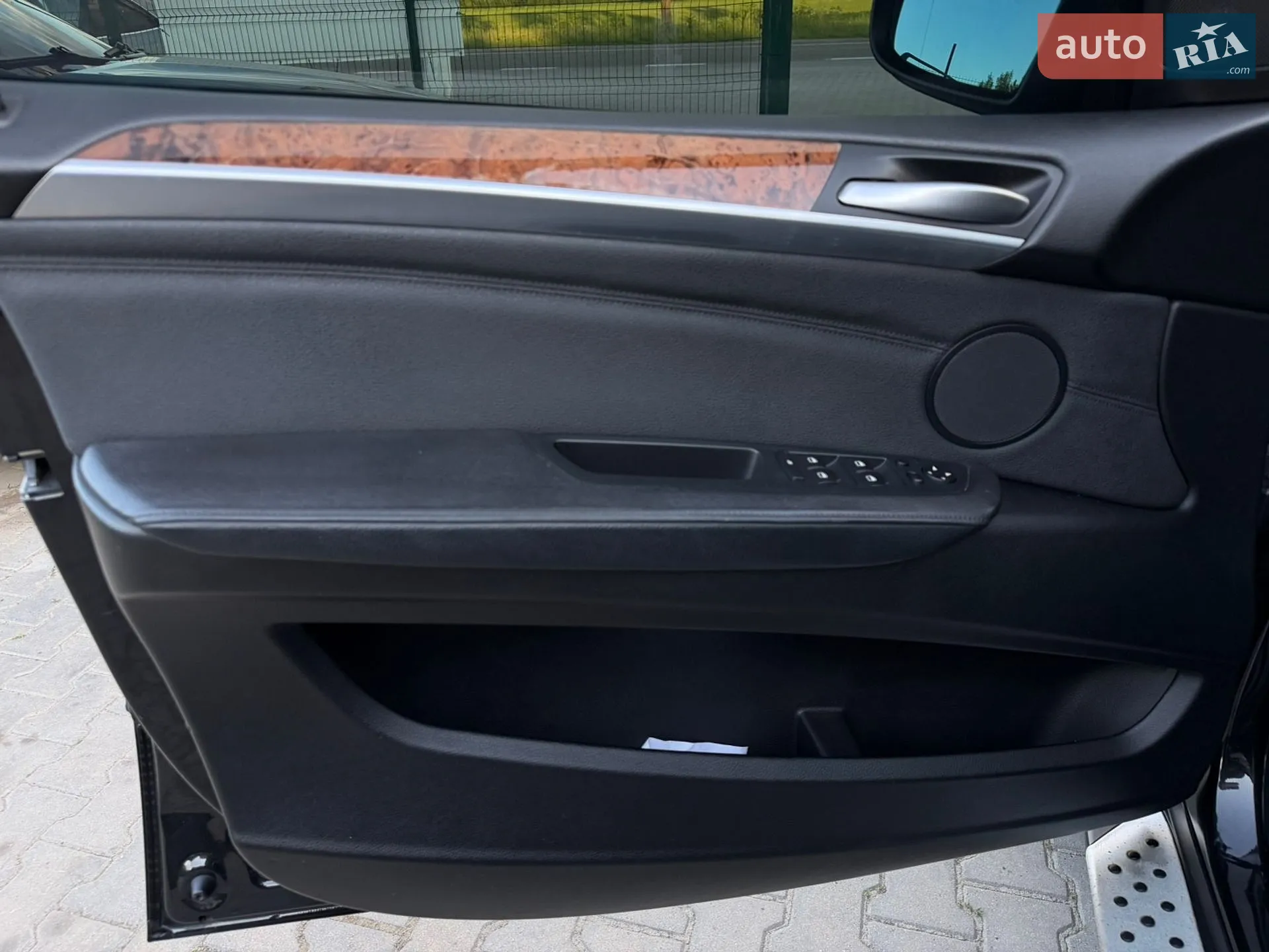 2011 BMW X5 - мініатюра 28