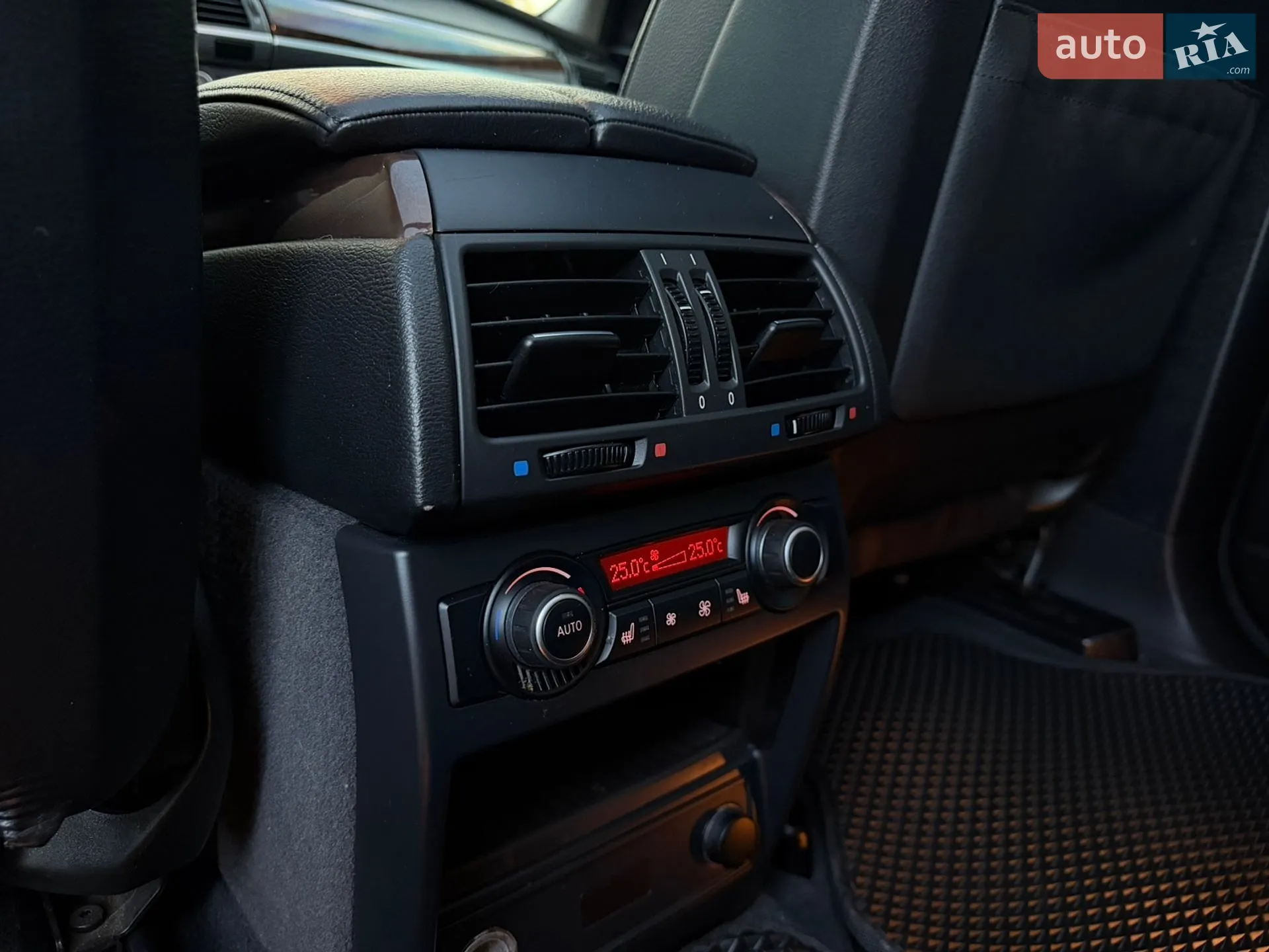 2011 BMW X5 - мініатюра 33