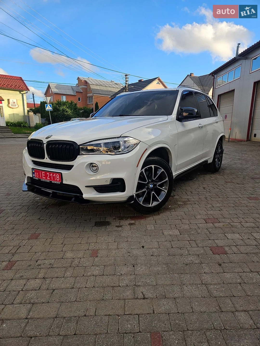 2017 BMW X5 - мініатюра 2
