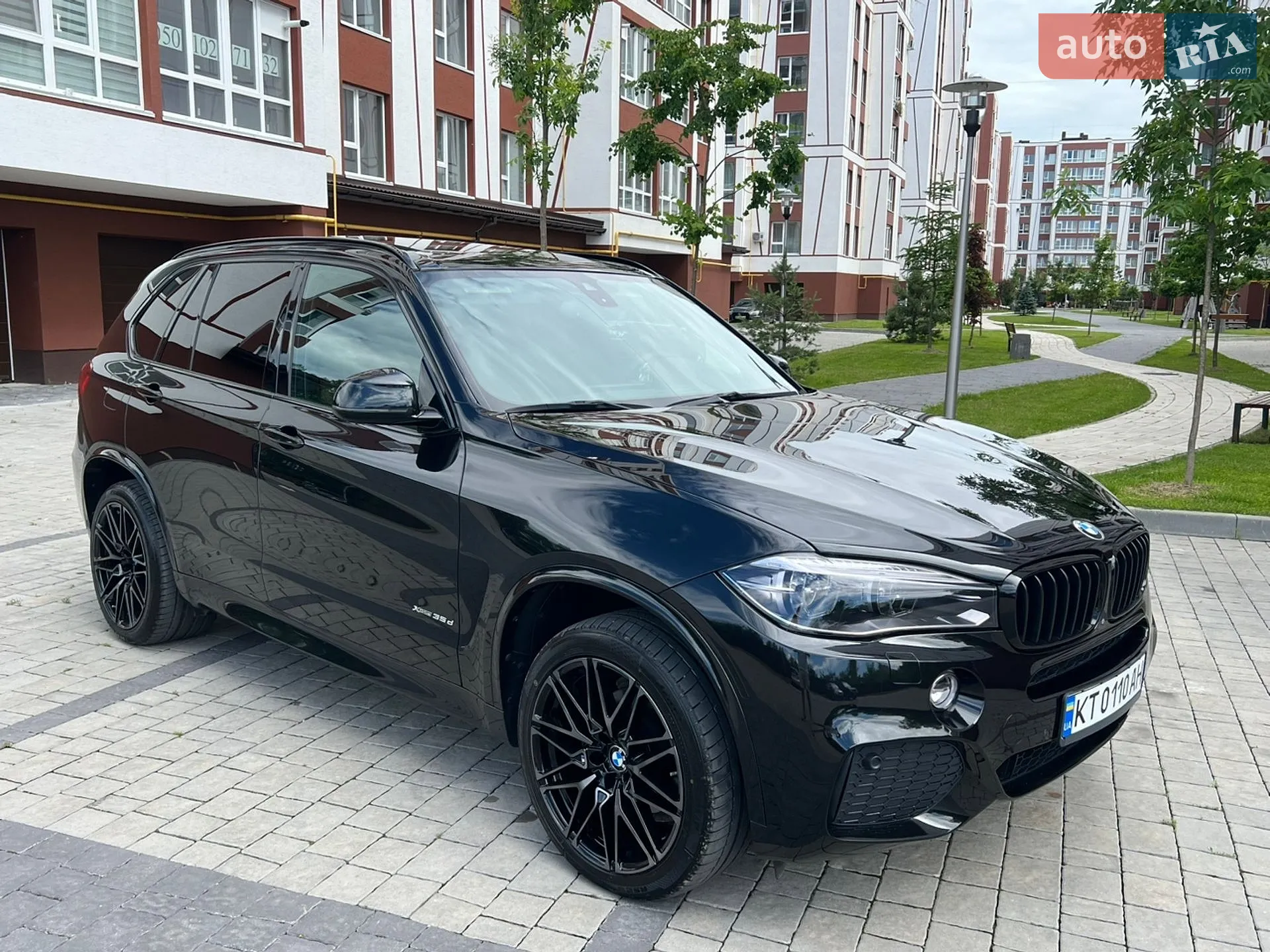 2016 BMW X5 - мініатюра 2