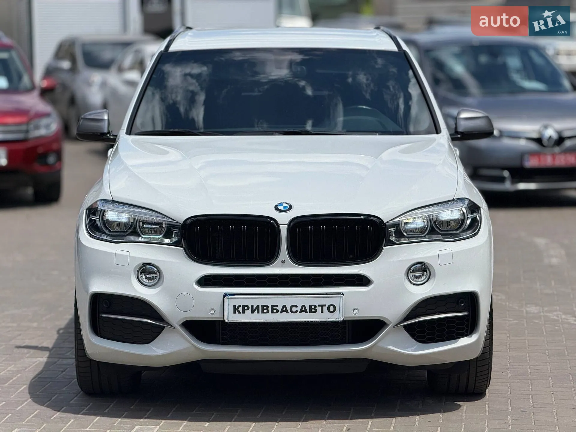 2017 BMW X5 - мініатюра 2