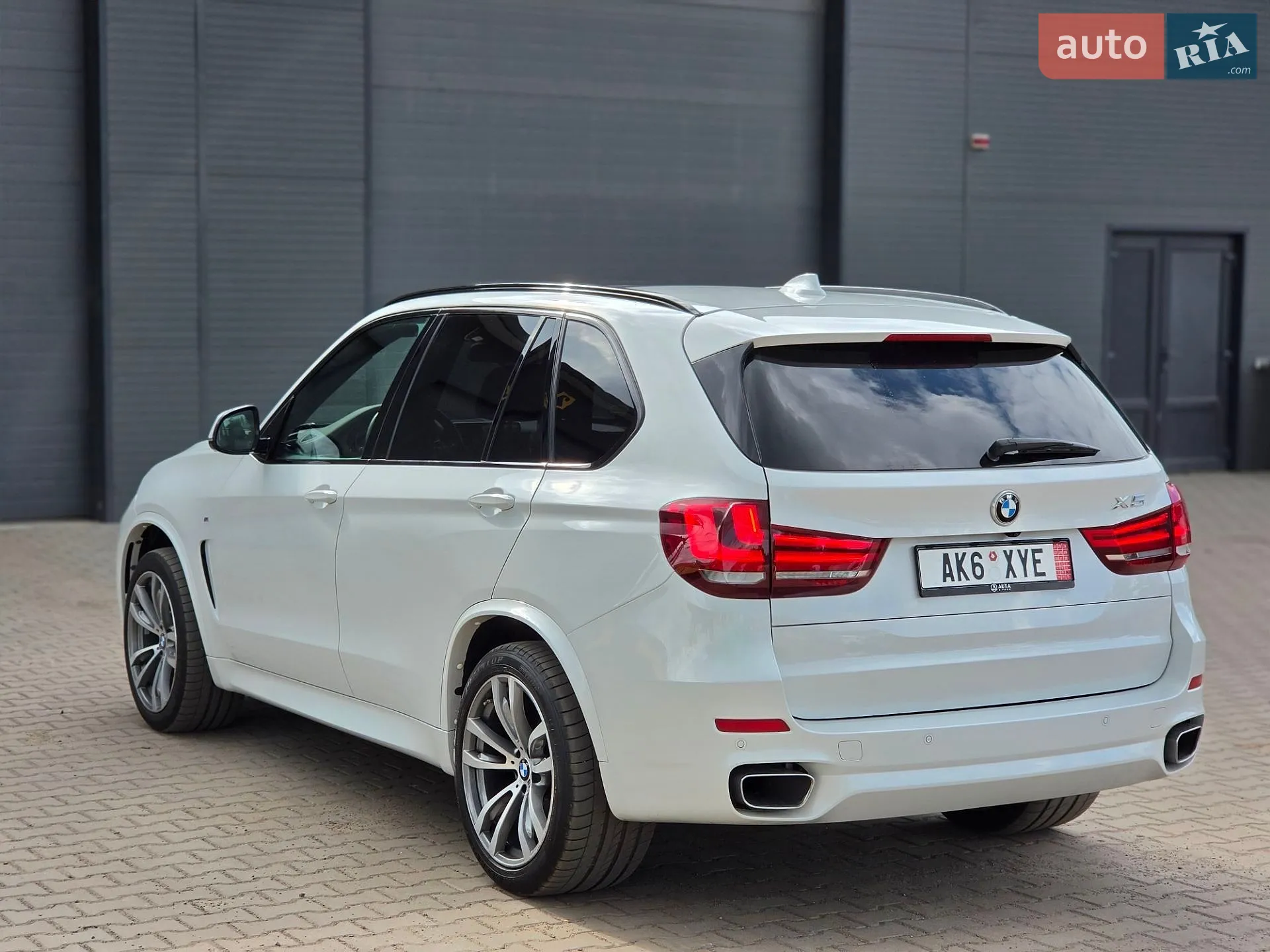2017 BMW X5 - мініатюра 22